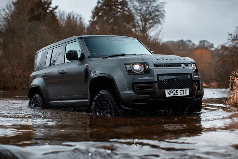 Teste Prático com o Land Rover Defender OCTA 2025