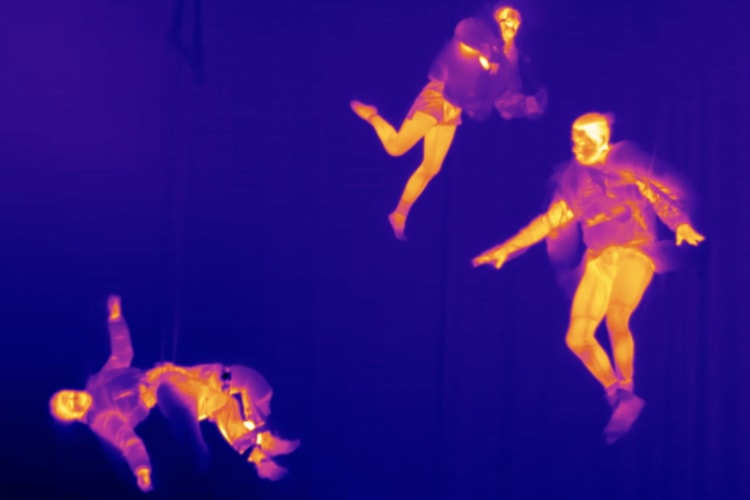 A Mais Recente Exposição de Laure Provost é um Salto para o Reino Quântico