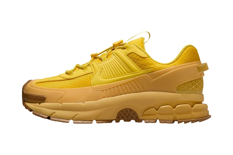 Nike ilumina o Vomero 5 Roam com a edição “Lightning”