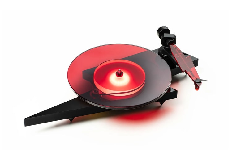 Pro-Ject Audio Systems Transforma o Raio de AC/DC em um Toca-Discos