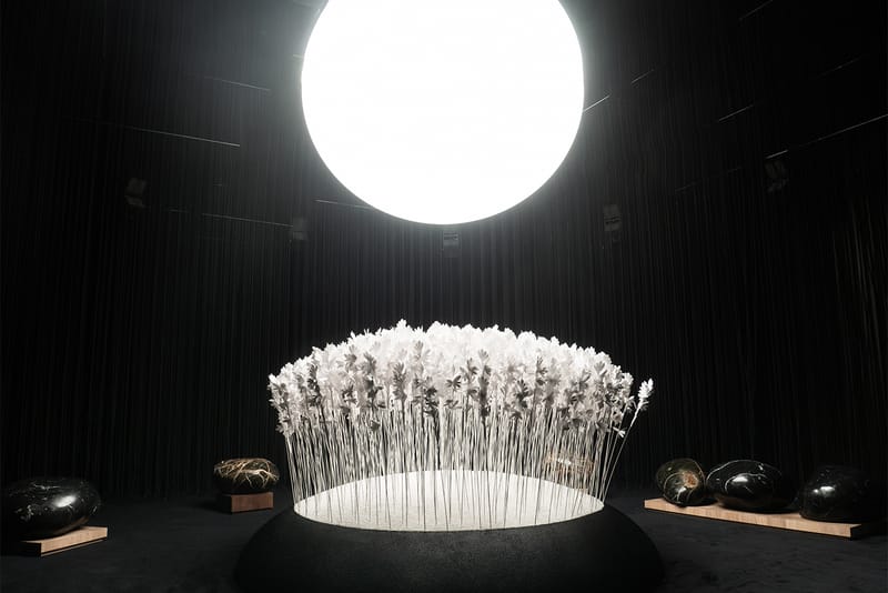 Fragrância e Mobiliário Colidem na Instalação de Marc-Antoine Barrois