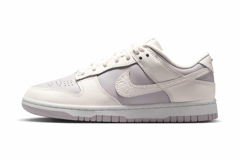 Nike aplica detalhes florais em relevo no Dunk Low "Sail/Platinum Violet"