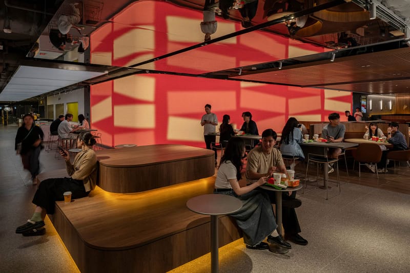 McDonald’s revela futurista Mood-Engine na Admiralty Station, Hong Kong