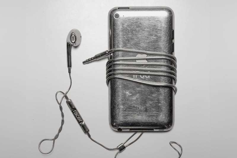 O Colar RacerPods da Racer Worldwide Reinventa os Fones com Fio da Apple em Joias