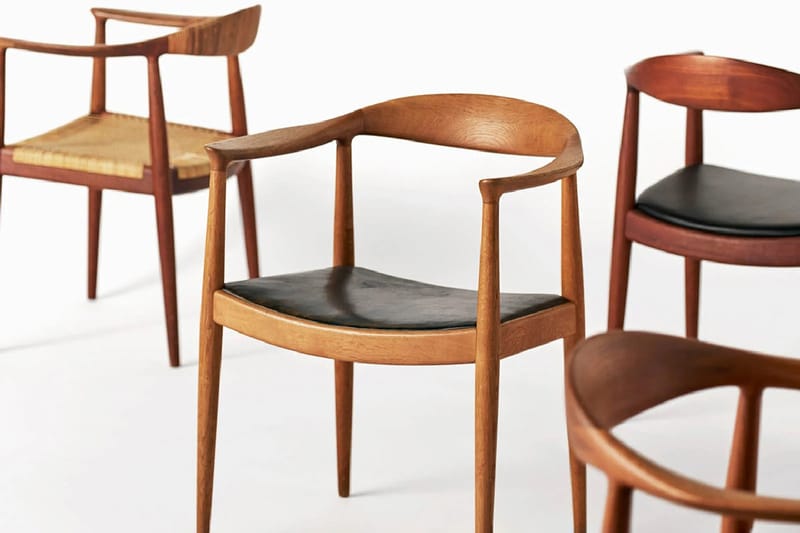 Maior retrospectiva de Hans Wegner no Japão exibirá mais de 100 cadeiras de colecionador renomado
