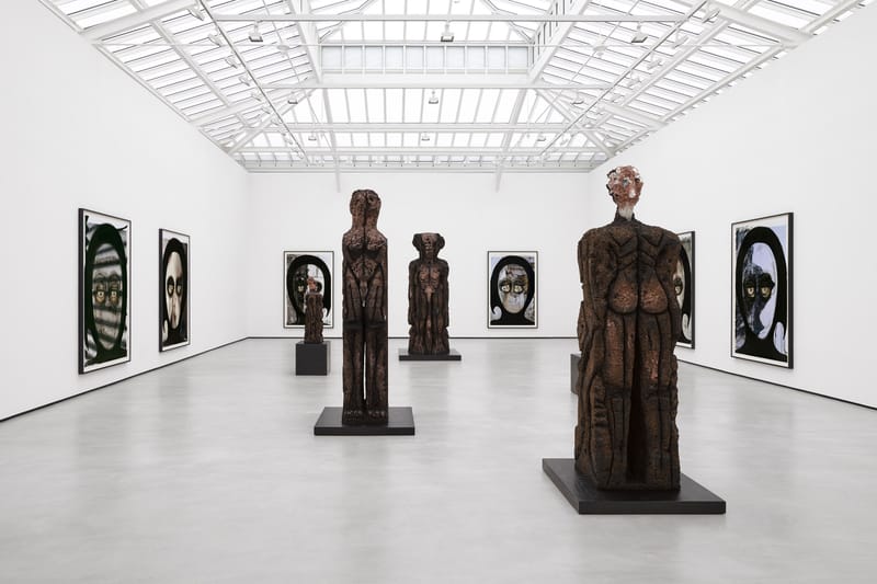'Distant Star', de Huma Bhabha, chega à David Zwirner, em Paris