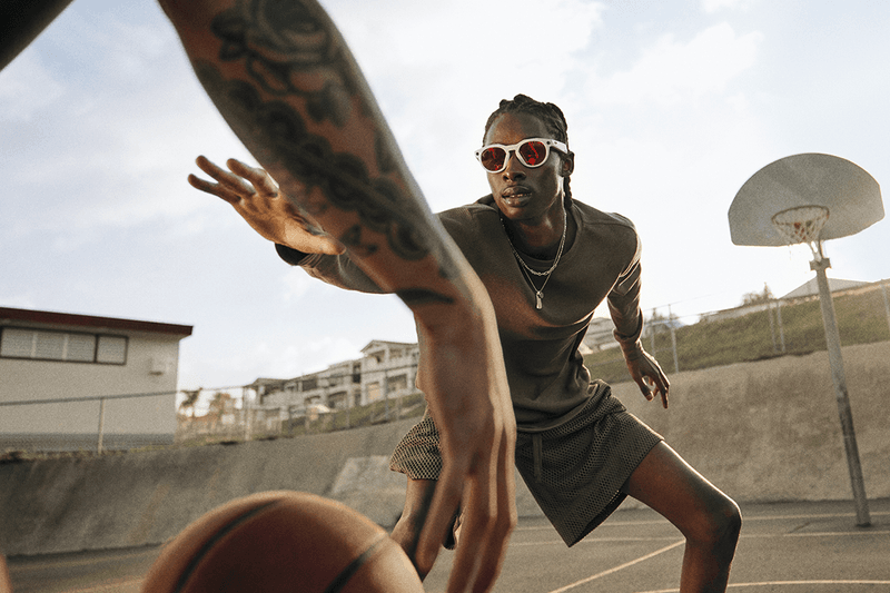 Meta e Oakley revelam os novíssimos óculos ‘Oakley Meta HSTN’ com IA