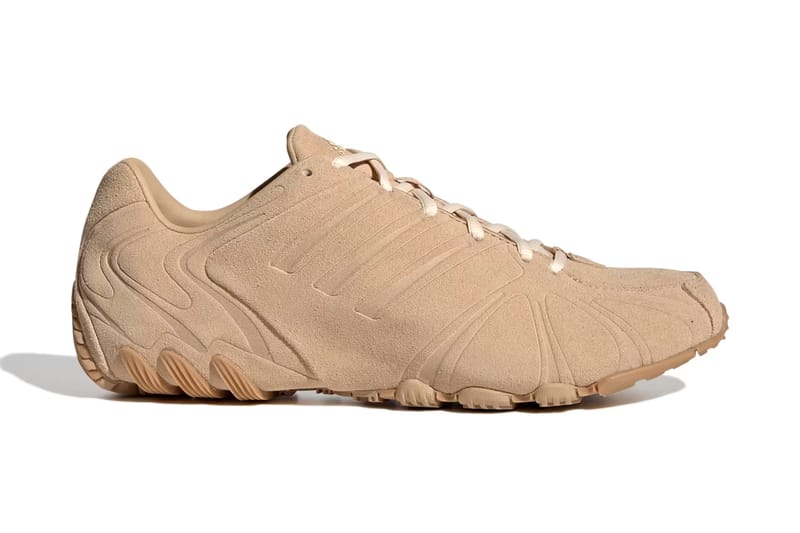adidas acaba de dropar o Ghost Sprint "Magic Beige"