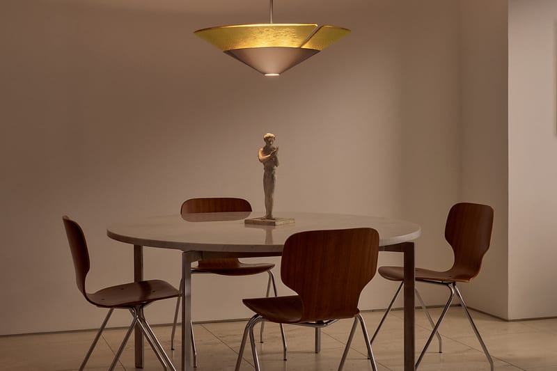 Blue Green Works apresenta 'Crown', sua nova coleção de luminárias esculturais