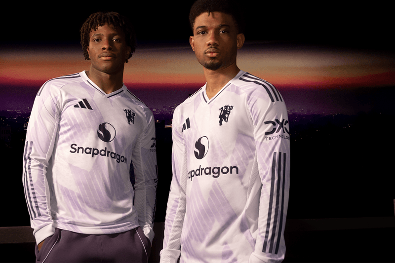 Passado e presente colidem na camisa reserva 2025/26 do Manchester United