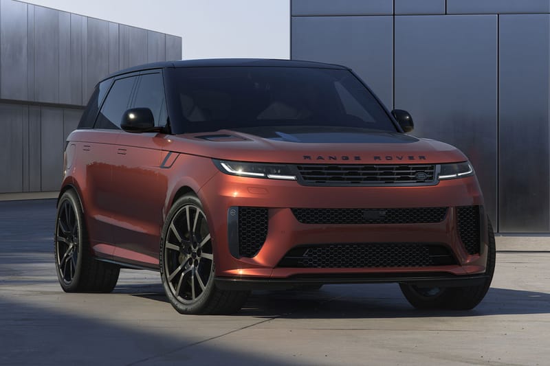 Range Rover apresenta a Sport SV Carbon Edition