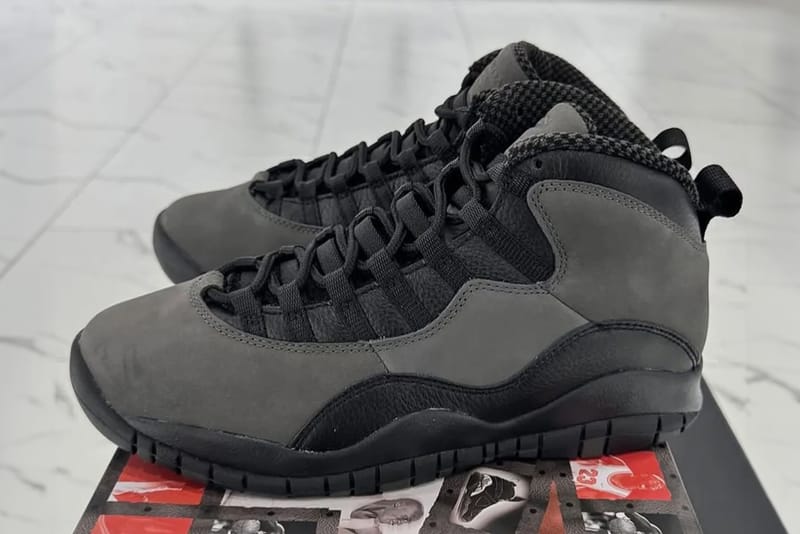 Primeiras imagens do Air Jordan 10 "Shadow" deste ano