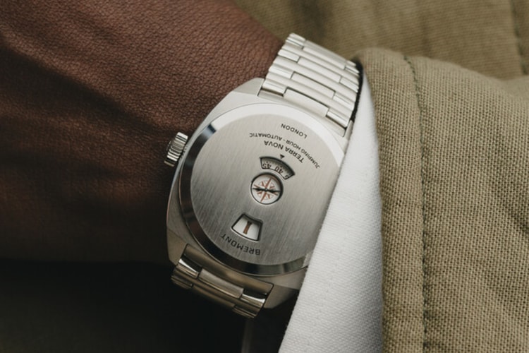 Bremont Terra Nova Jumping Hour ganha versão em aço 904L