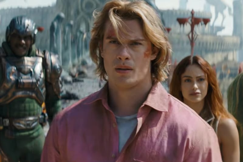 Veja o primeiro visual de Nicholas Galitzine como He-Man no trailer de estreia de ‘Masters of the Universe’