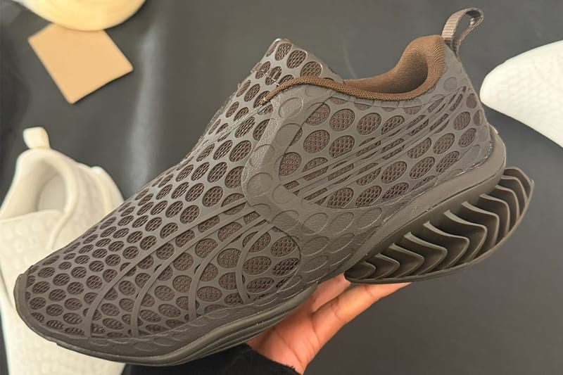 Um olhar de perto no novo _J.L‑A.L x PUMA CELL Geo-1