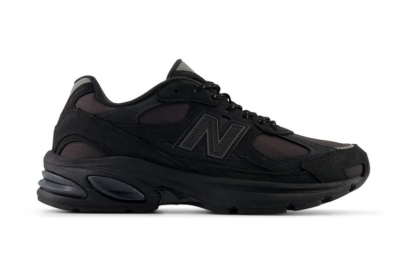 Primeiras imagens oficiais do New Balance 2010 “Faded Black”