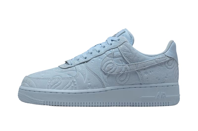 Estampa Paisley está de volta no Nike Air Force 1 em “Hydrogen Blue”