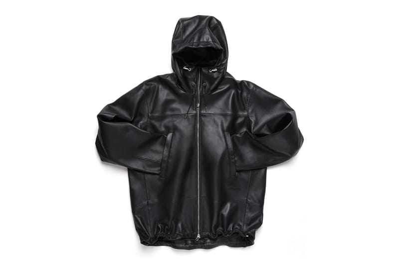 JJJJound revela parka de couro preta com zíper completo