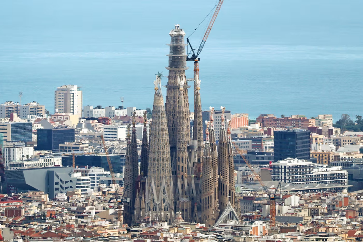 LEGO pode lançar gigantesco set da Sagrada Família, dizem rumores