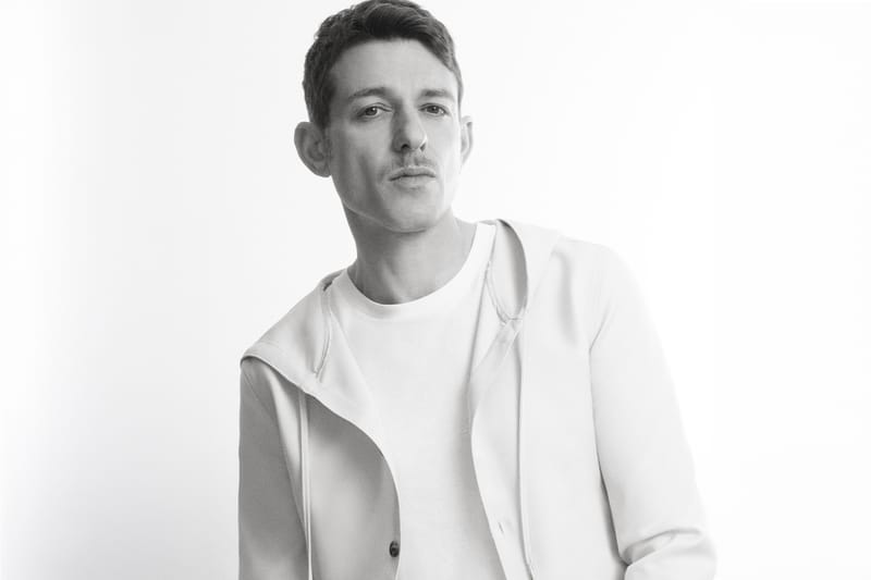 Nicolas Di Felice deixa oficialmente o cargo de diretor artístico da Courrèges