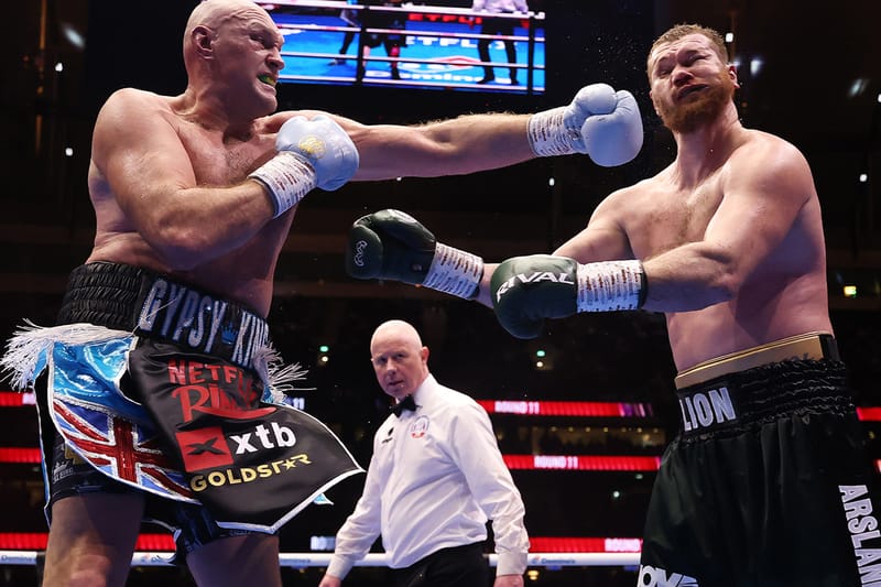 Tyson Fury domina Arslanbek Makhmudov em luta de pesos-pesados e provoca Anthony Joshua em retorno avassalador