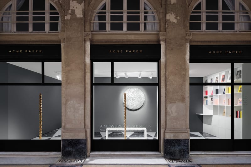 Acne Paper Palais Royal Apresenta 'A Measure of the Moon' de Nifemi Marcus-Bello