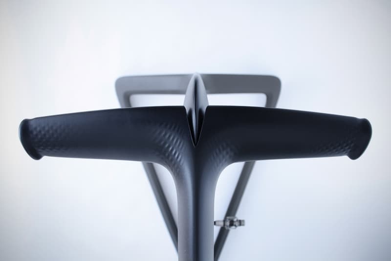 Vela Exercise Bike by Lunar 室內健身腳踏車