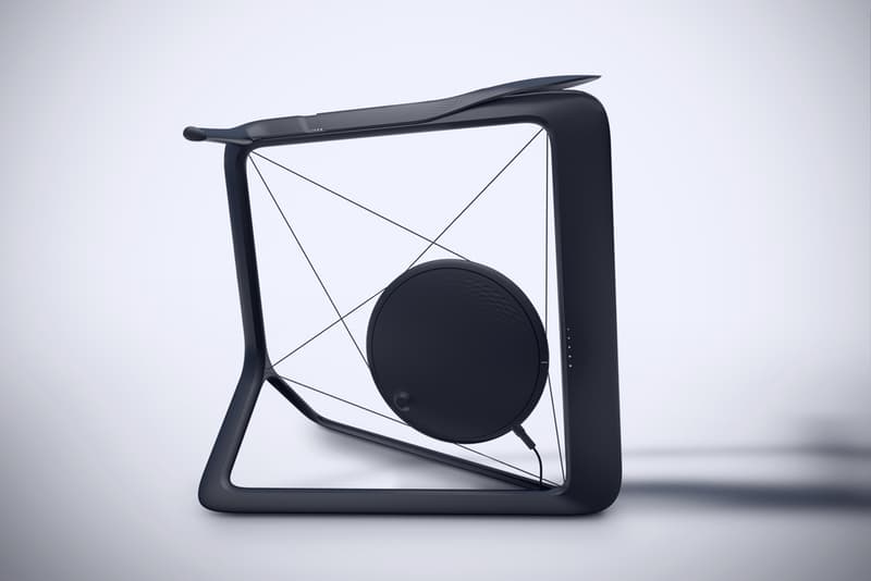 Vela Exercise Bike by Lunar 室內健身腳踏車