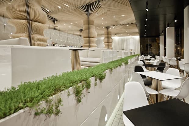 Graffiti Cafe by Studio MODE