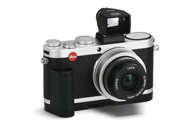 Leica X2