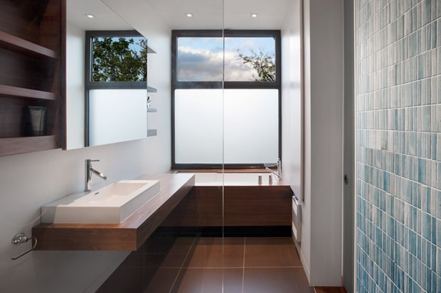 Maison E3 by Natalie Dionne Architecte