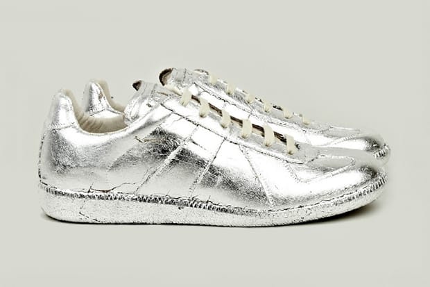 Maison Martin Margiela Silver Foil Replica Sneakers 時尚運動鞋款
