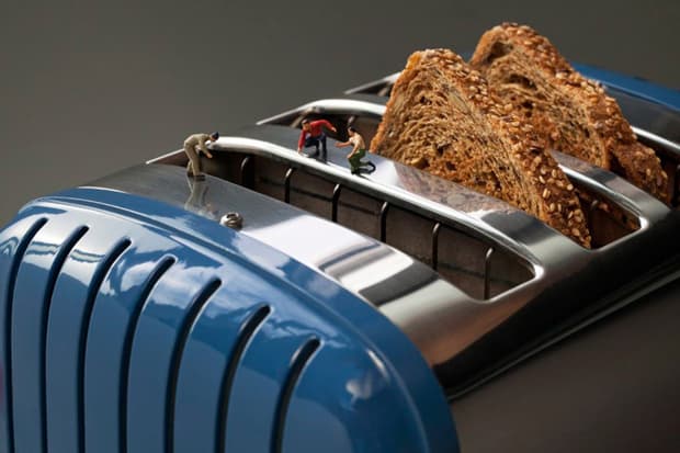 Christopher Boffoli 打造食物與小人物模型的奇妙世界微觀攝影