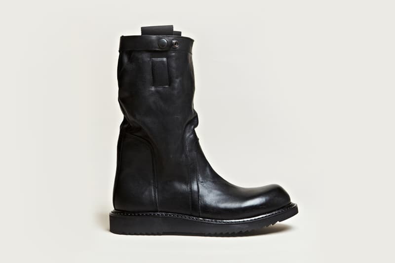  Rick Owens Pull On Biker Boots 皮革靴款