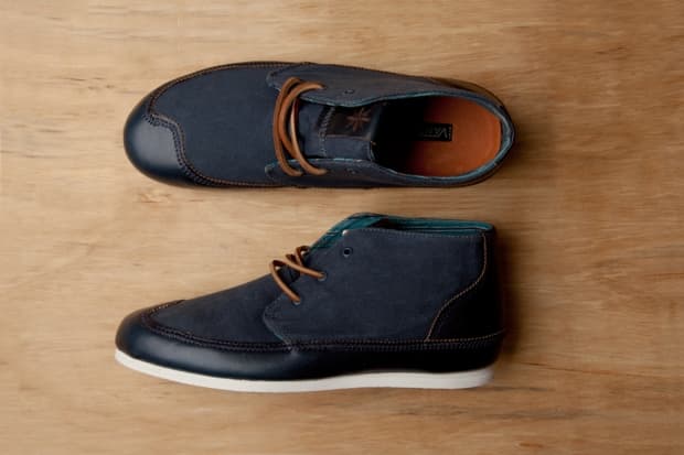 Taka Hayashi x Vans Vault TH Chukka LX 鞋款