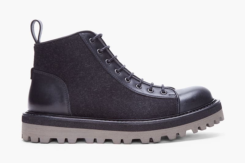 Yves Saint Laurent Black Flannel Boys Boots 靴款