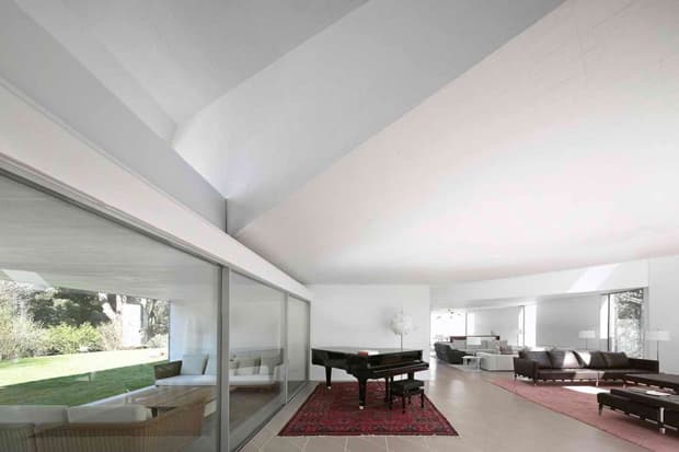 AA House by OAB 嶄新大屋設計