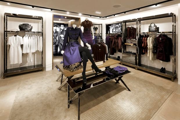 Burberry 銅鑼灣旗艦店開幕