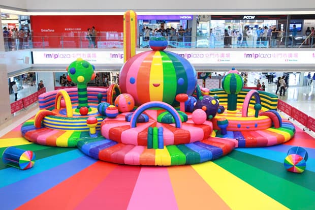 FriendsWithYou 於屯門市廣場1期展開「Happy Rainbow 彩虹樂園」體驗藝術展現場回顧！