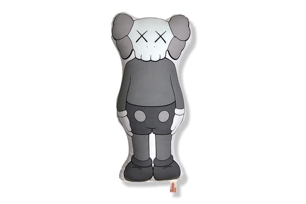 OriginalFake KAWS Companion 墊子