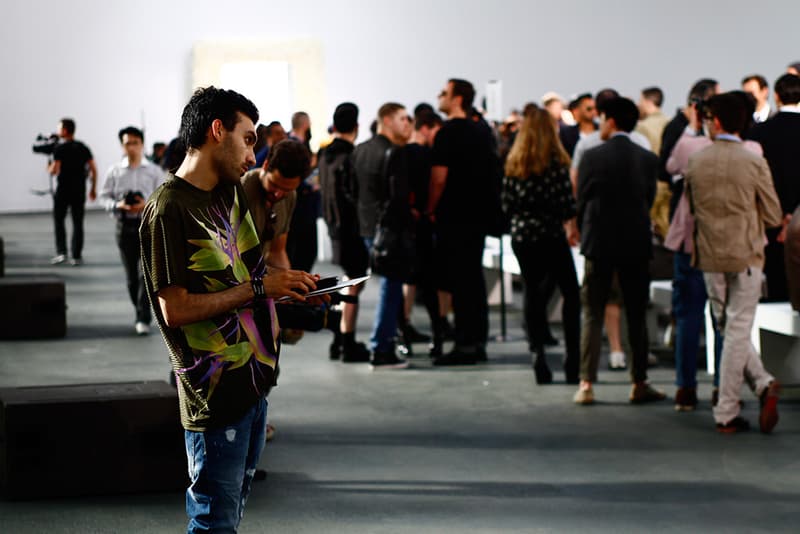 Streetsnaps: Streetsnaps: 巴黎時裝週 2013 春夏秀場外街拍 Part 2