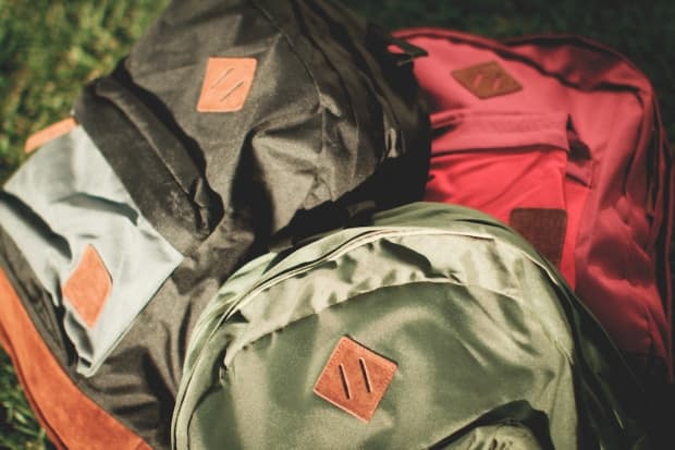 The Hundreds 2012 秋季 “Two-Tone” 包包系列