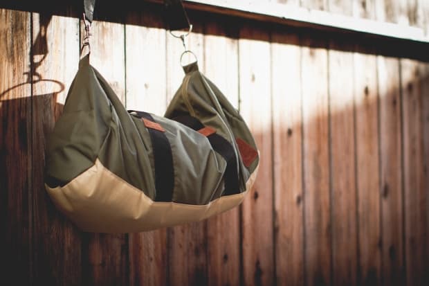 The Hundreds 2012 秋季 “Two-Tone” 包包系列