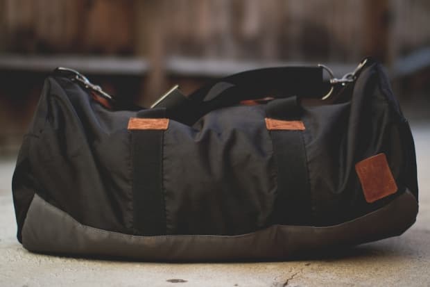 The Hundreds 2012 秋季 “Two-Tone” 包包系列