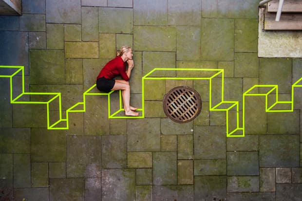 Aakash Nihalani 於 Long Island 發表全新的 3D 立體膠帶藝術創作