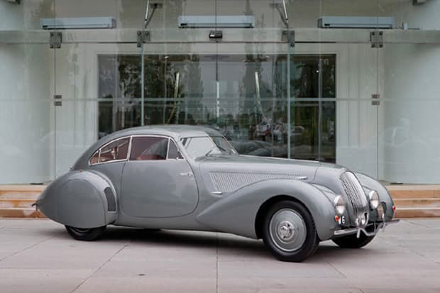 Retrospect: 經典車款 Bentley 4¼-Liter “Embiricos” 現正展出