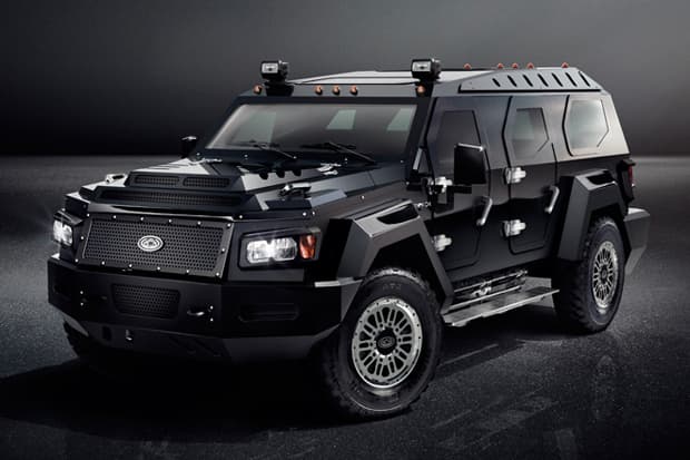 Conquest Vehicles 2012 Knight XV "EVADE" 豪華裝甲概念休旅車