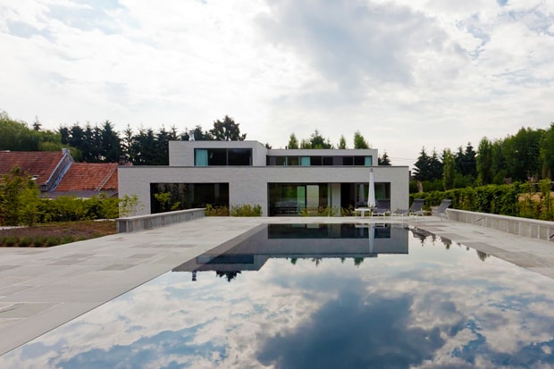 Areal Architecten 設計 Courtyard House VW 獨特庭園景觀設計住宅