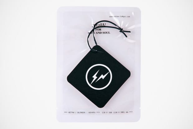 fragment design × retaW 2012 Allen* Fragrance Car Tag 別注款車用香芬片