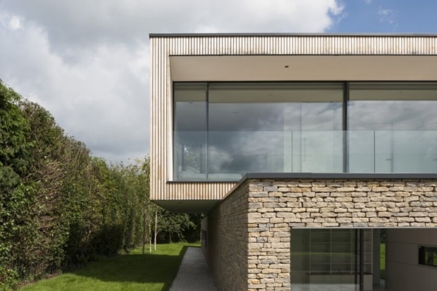 John Pardey Architects 及 Strom Architects 呈獻：Hurst House 建築藝術設計